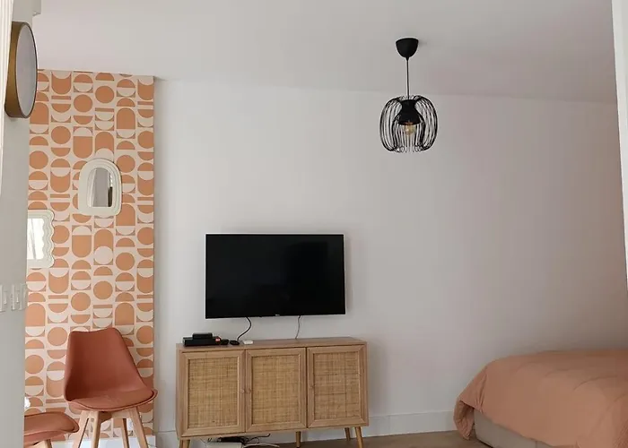 Coin Nuit Riviera Apartment *